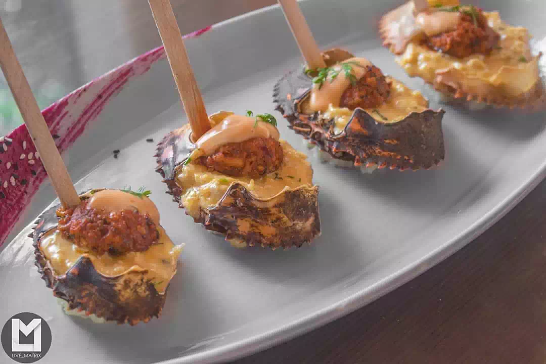 Coriander Crab Meat Balls Baked In The Shell